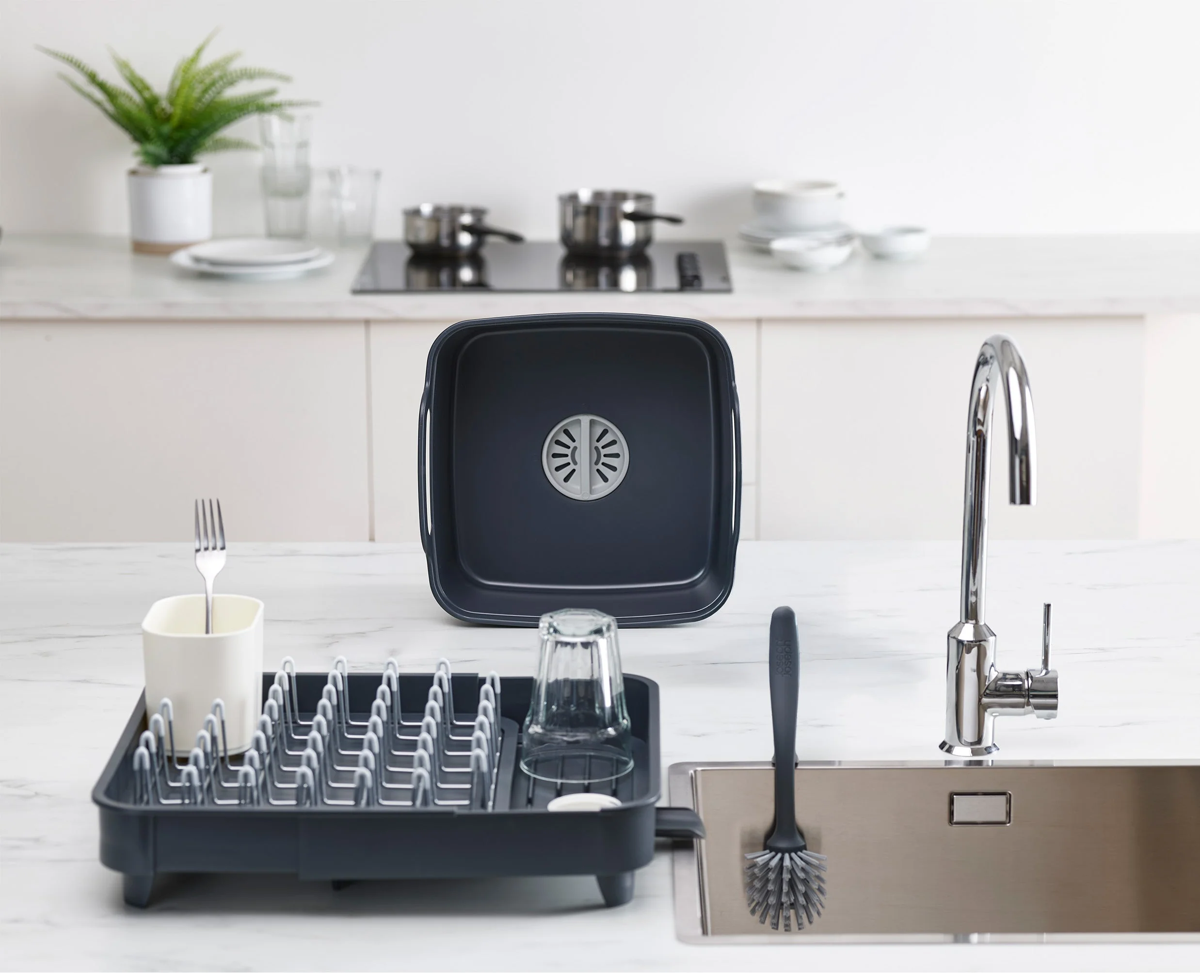 3-piece Gray Drainer, Washing-up Bowl & Brush Set - Image 4