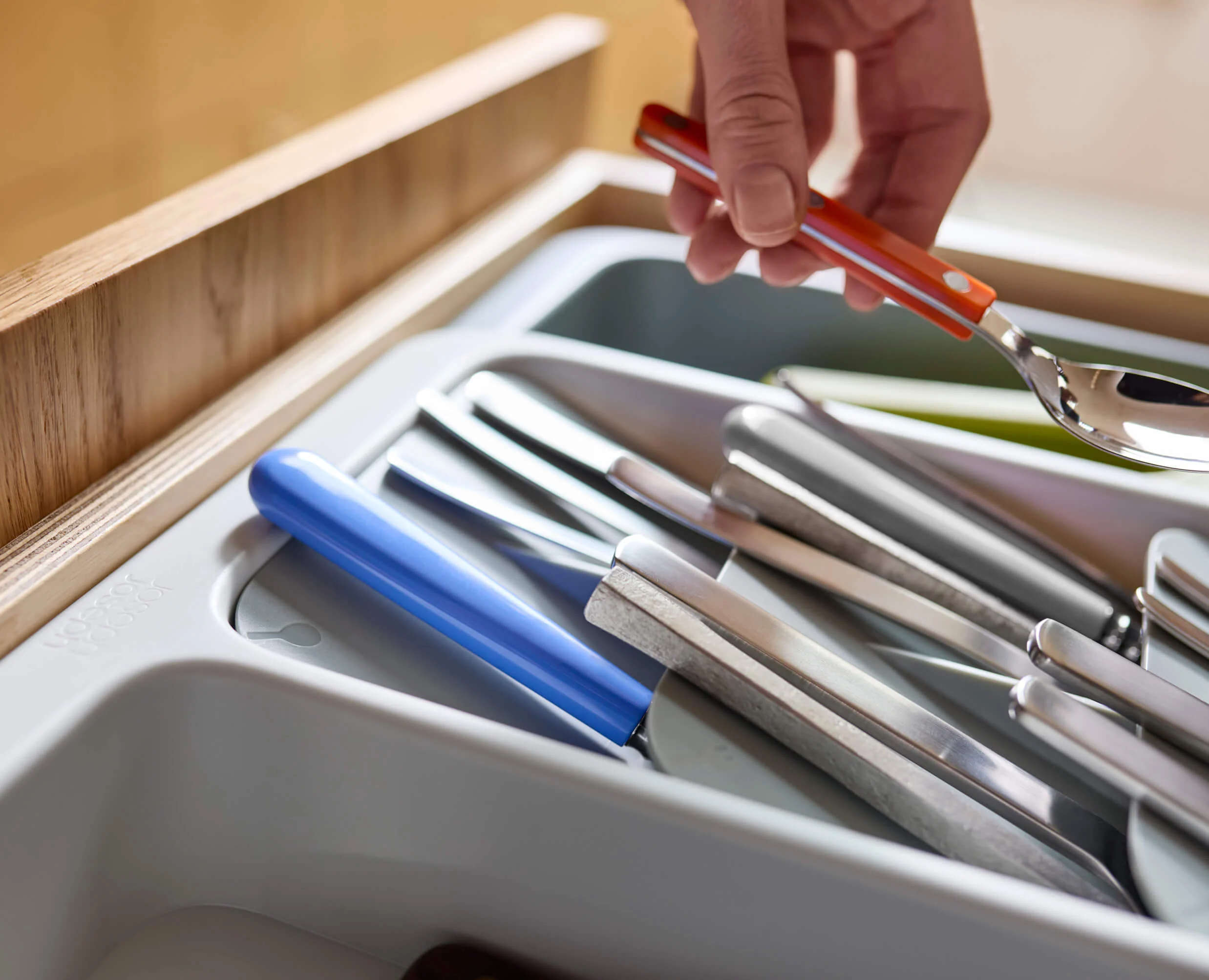 DrawerStore™ Expanding Tiered Cutlery, Utensil & Gadget Organizer - Image 5