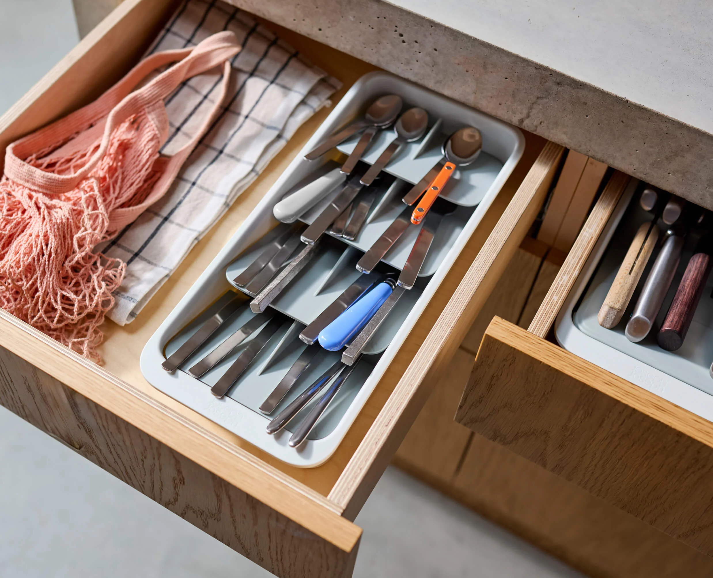 DrawerStore™ Large Tiered Cutlery Organizer - Image 2