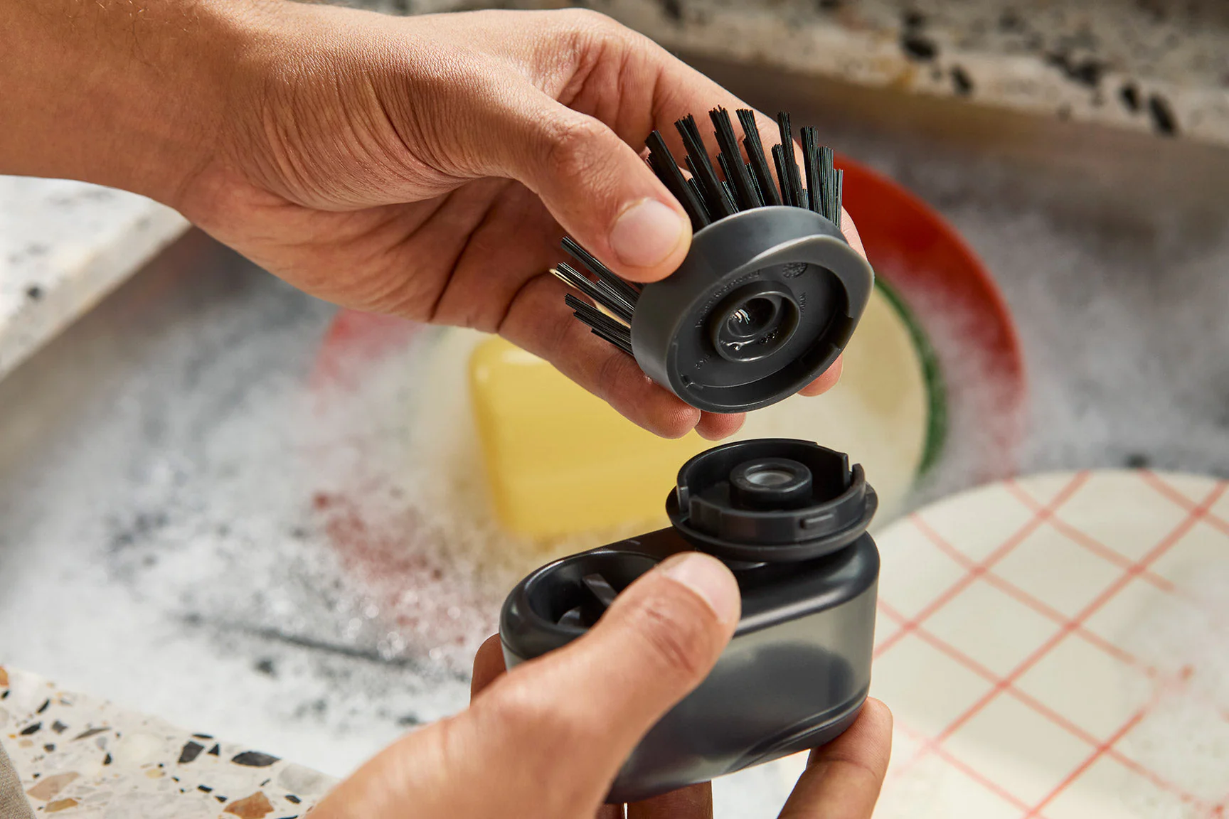 SinkTech™ 2-Piece Dish Brush Heads - Image 4
