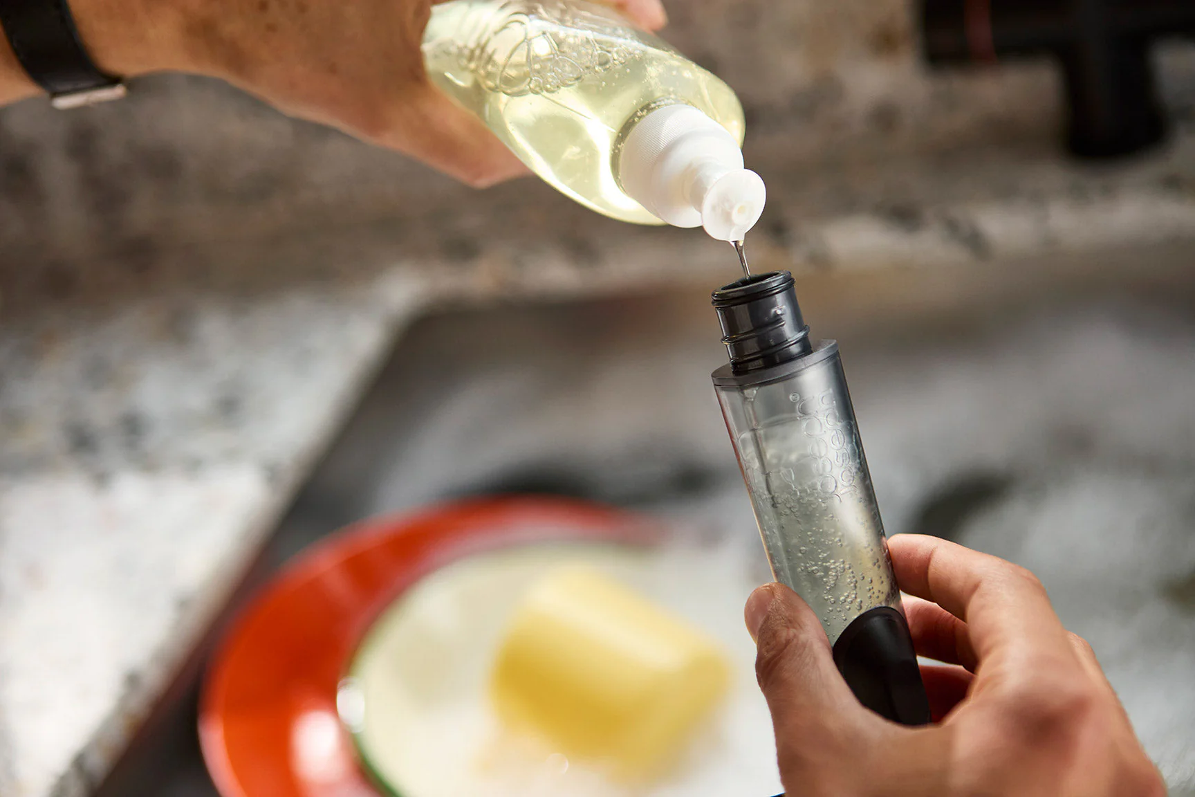 SinkTech™ Soap Dispensing Dish Brush with Steel Stand - Image 4