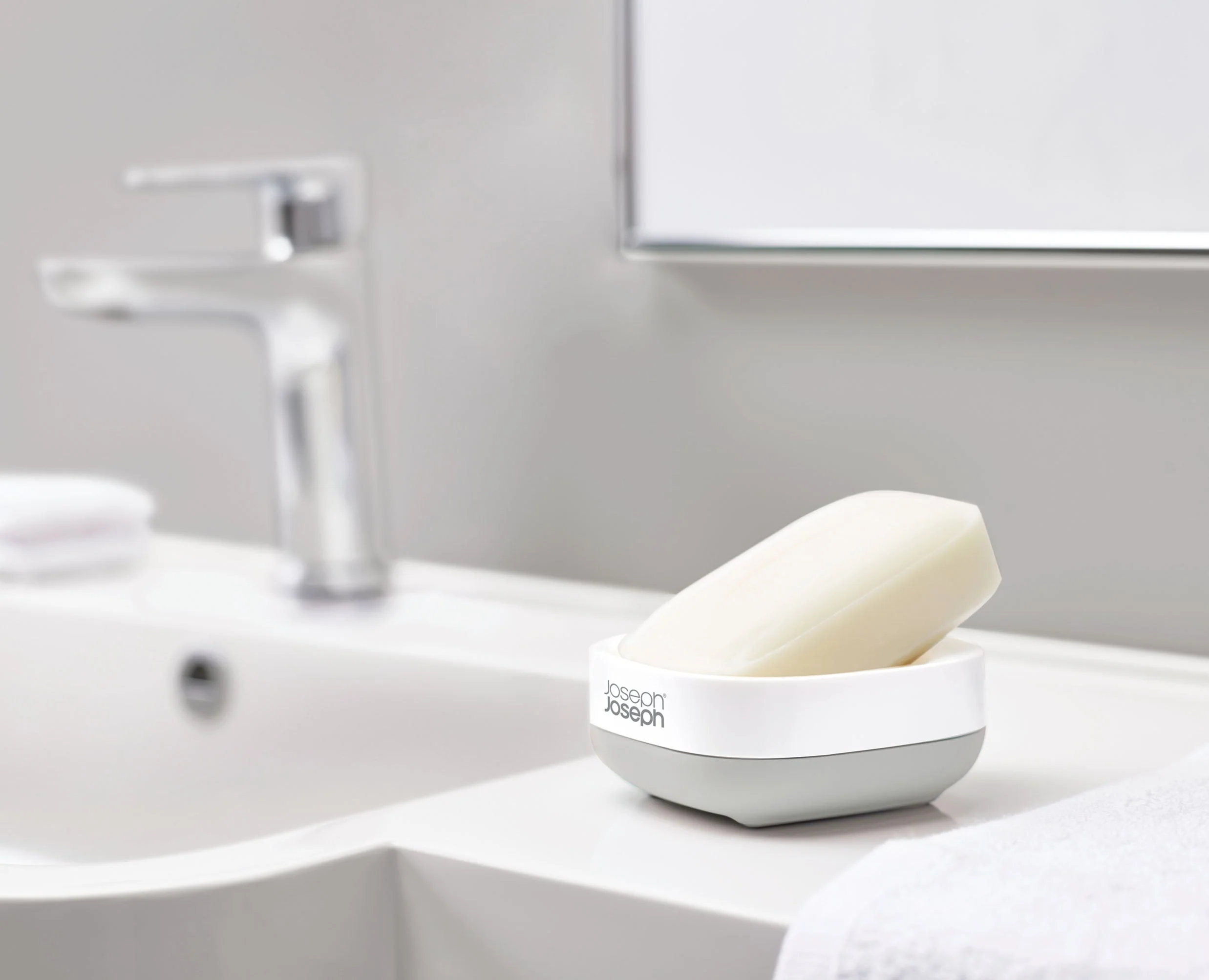 Slim™ Compact Light Gray Soap Dish - Image 3