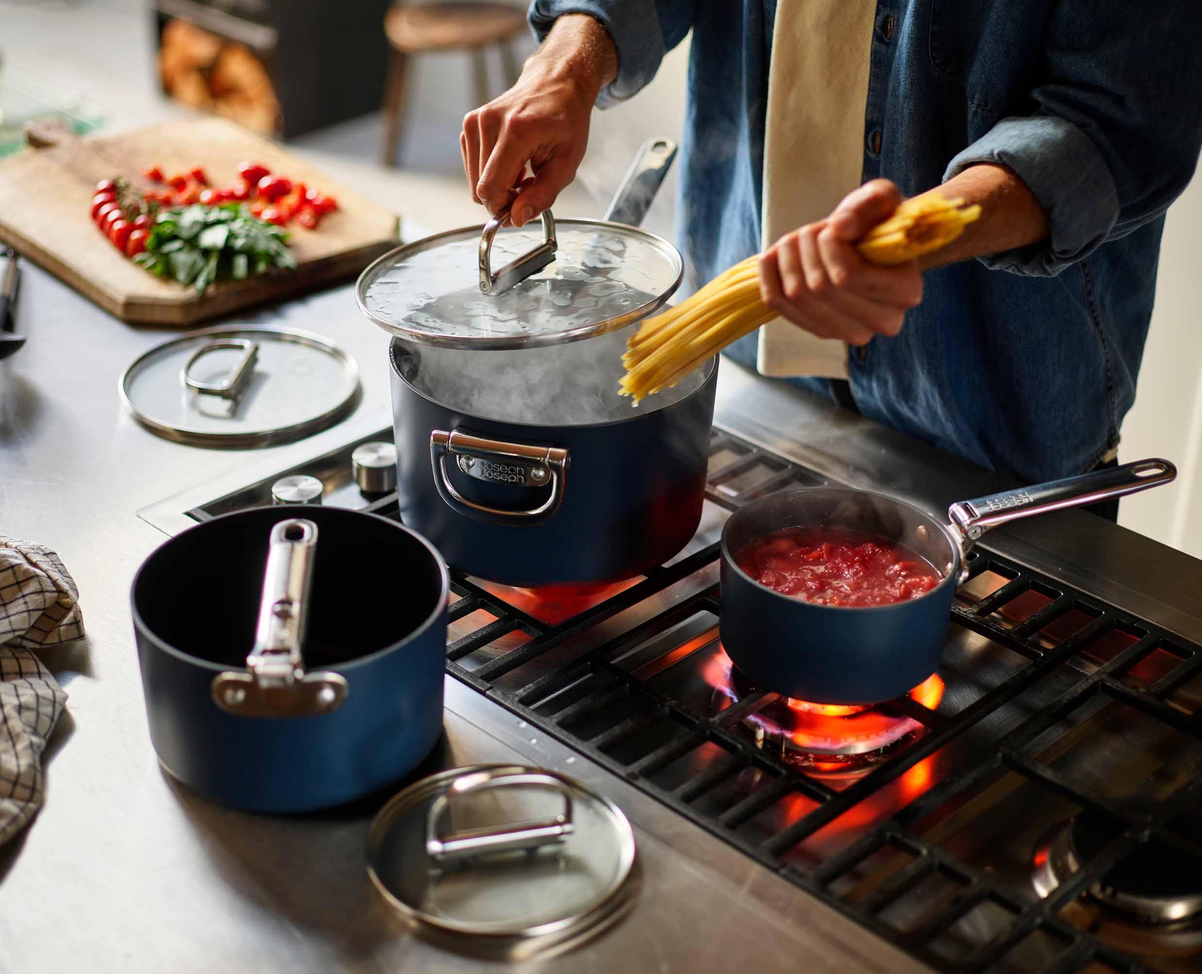 Space Folding Handle Ceramic Non-stick 5.4 Qt. Blue Saucepan & Lid - Image 3