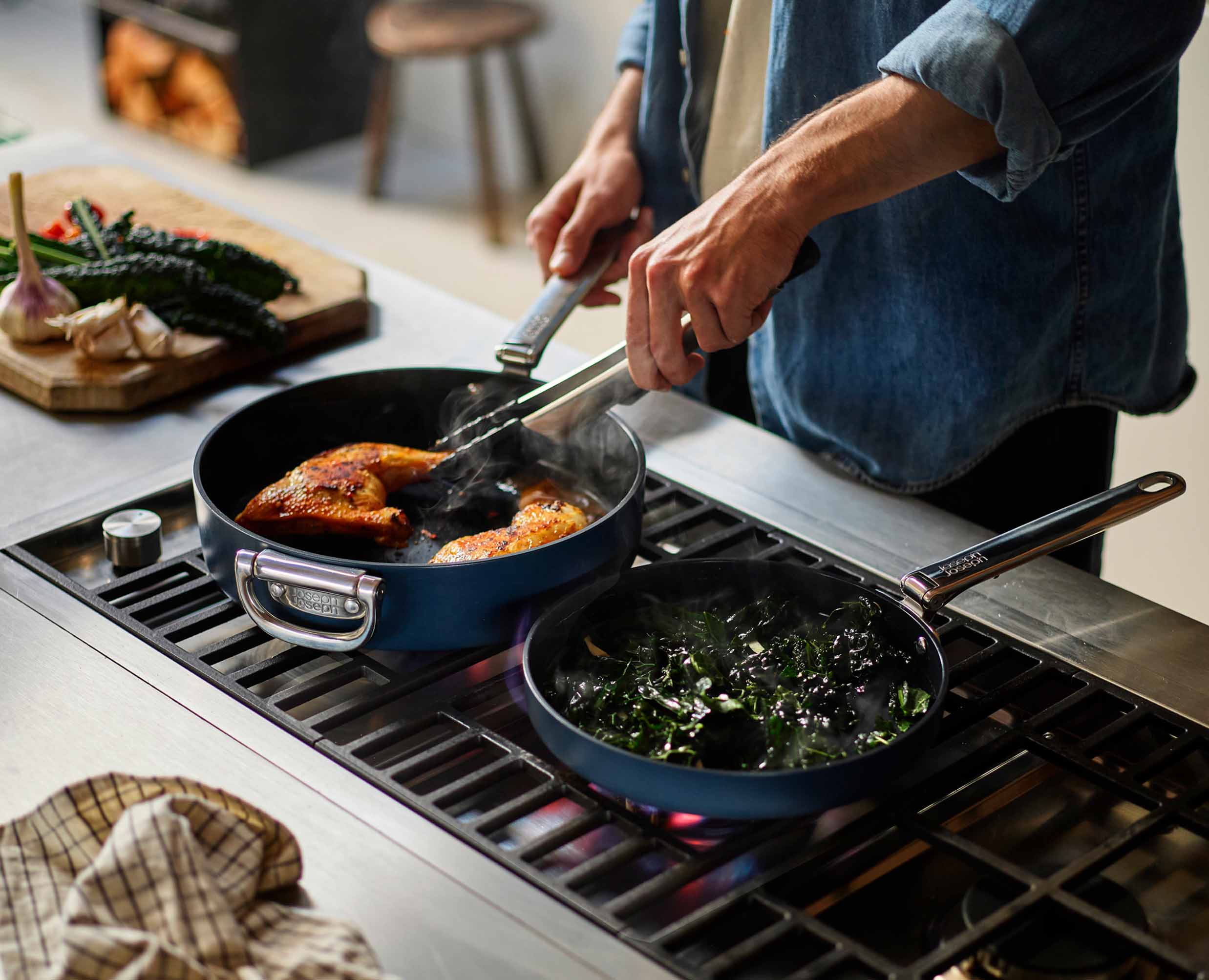 Space Folding Handle Ceramic Non-stick 8" Blue Frying Pan - Image 3